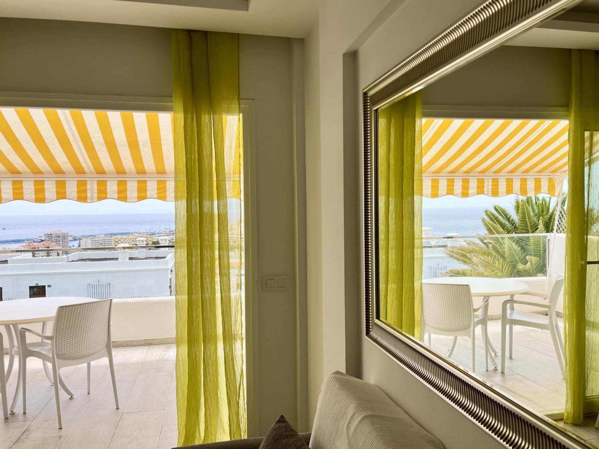 Sunshine Luxury View Los Cristianos Apartment ลอส กริสเตียนอส ภายนอก รูปภาพ